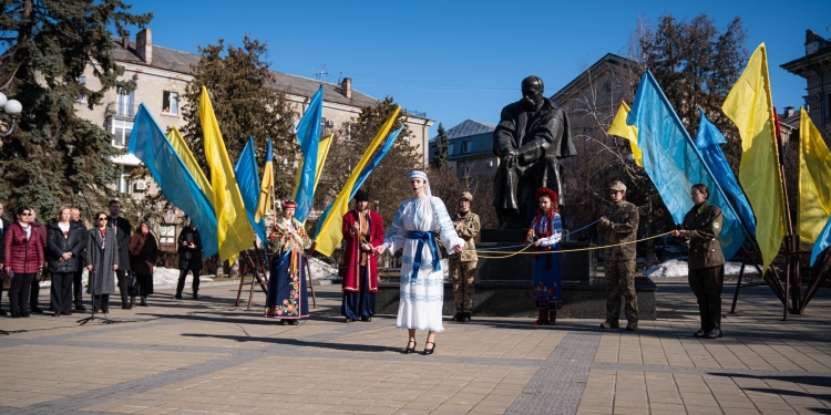 «Свою Україну любіть!»: як Тернопільщина відзначила 212-ту річницю народження Тараса Шевченка