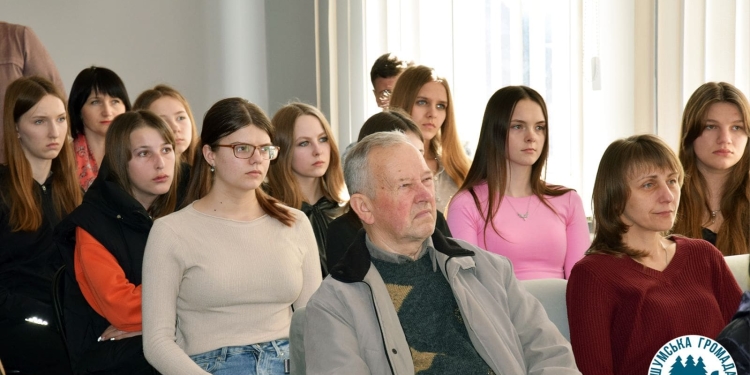 Голос новітньої історії: у Шумську презентували книгу народного депутата двох скликань Михайла Ратушного