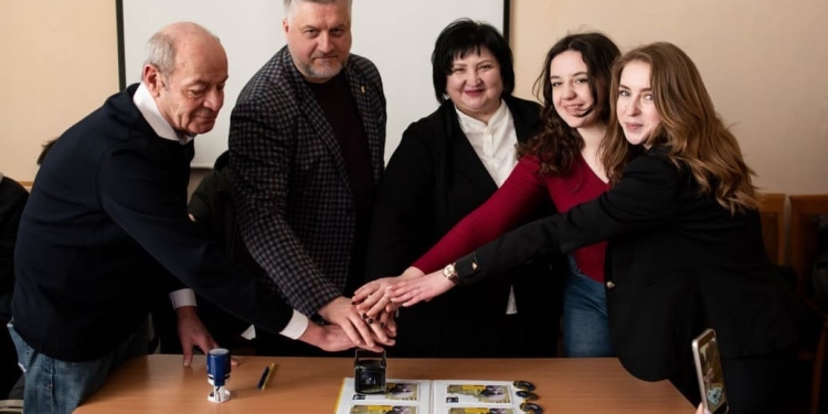 «Захищав без меча»: у Чорткові презентували унікальну марку до 170-річчя видатного правника Антіна Горбачевського