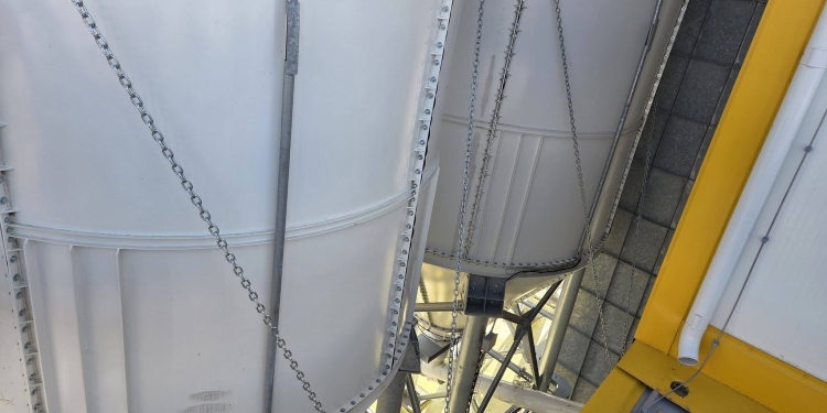 Інвестиція в майбутнє: у Микулинецькій громаді зводять потужний завод залізобетонних конструкцій