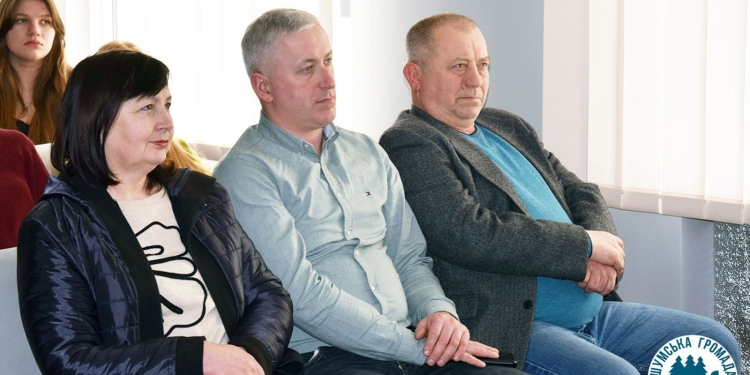 Голос новітньої історії: у Шумську презентували книгу народного депутата двох скликань Михайла Ратушного