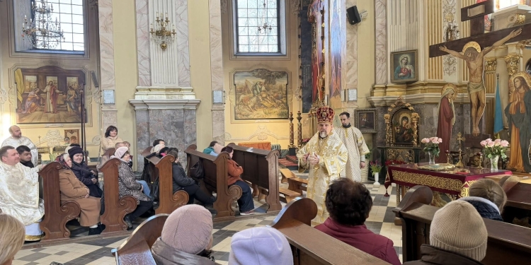 Духовна віднова у Катедрі: як «Віра і Світло» об’єднала особливі родини Тернополя