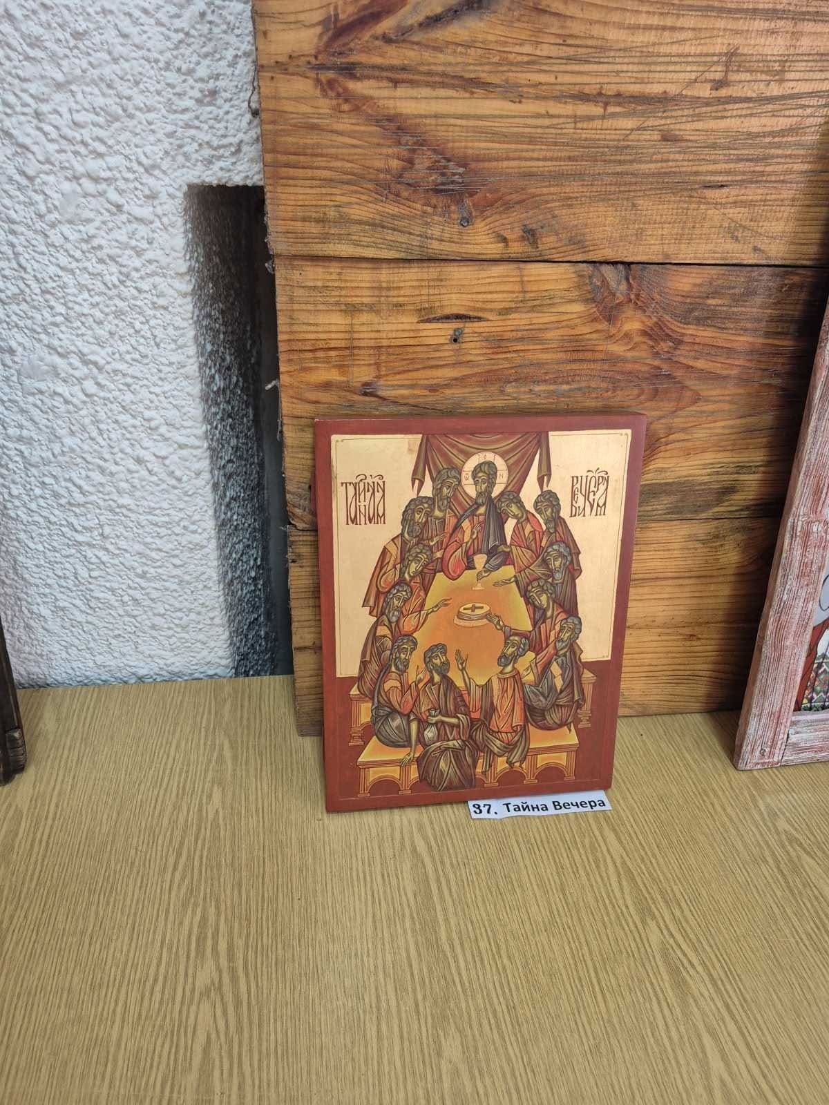 Духовна реабілітація: у Заліщицькому госпіталі відкрили виставку ікон Володимира Шерстія