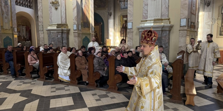 Духовна віднова у Катедрі: як «Віра і Світло» об’єднала особливі родини Тернополя