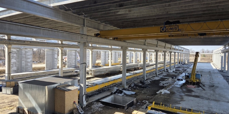 Інвестиція в майбутнє: у Микулинецькій громаді зводять потужний завод залізобетонних конструкцій