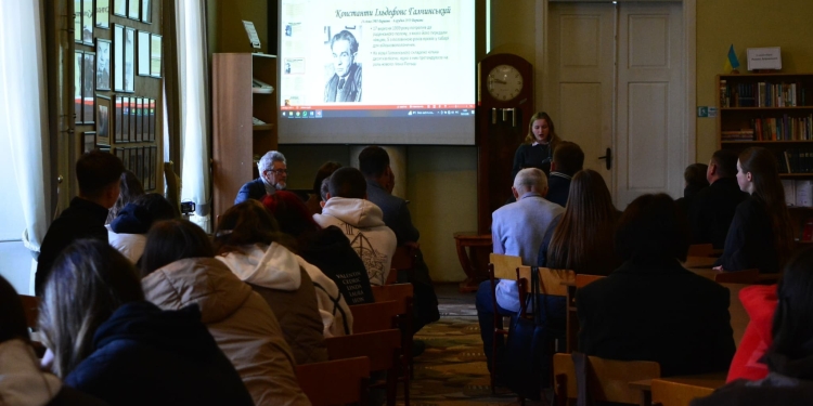 Науковий прорив у Кременці: презентовано унікальний посібник із поетичного перекладу