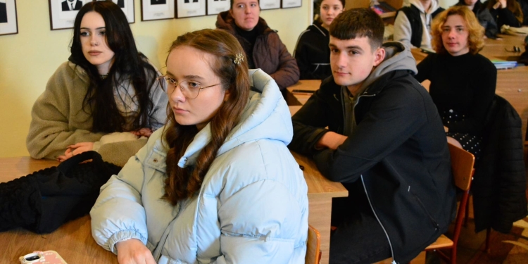 Науковий прорив у Кременці: презентовано унікальний посібник із поетичного перекладу