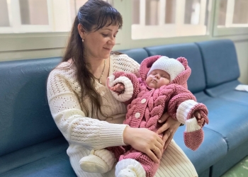 Історія маленької Евеліни