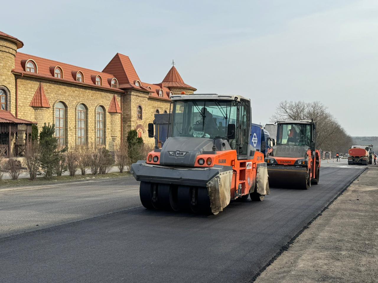ремонт на дорозі