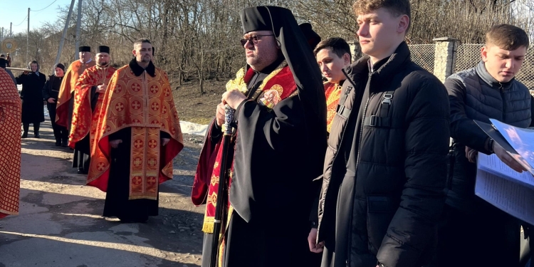На Тернопільщині відбулася Хресна хода за мир в Україні