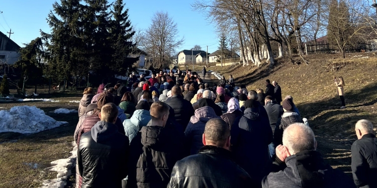 На Тернопільщині відбулася Хресна хода за мир в Україні