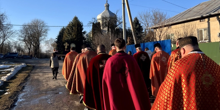 На Тернопільщині відбулася Хресна хода за мир в Україні