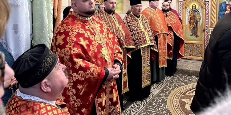 На Тернопільщині відбулася Хресна хода за мир в Україні