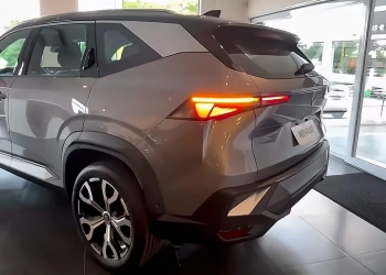 кросовер Renault