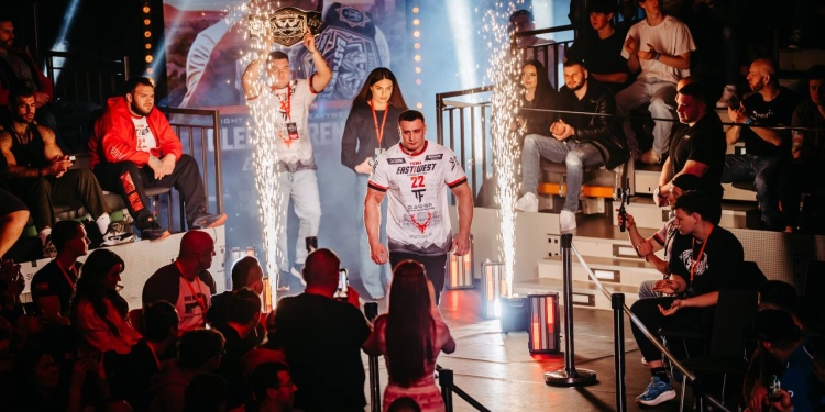 Олег Петренко