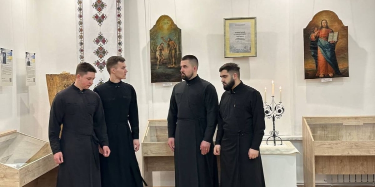 80 років незламності: у Тернополі відкрили виставку про спробу знищення УГКЦ радянським режимом