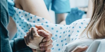 Партнерські пологи