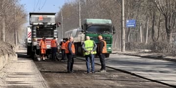 активна фаза весняного відновлення доріг
