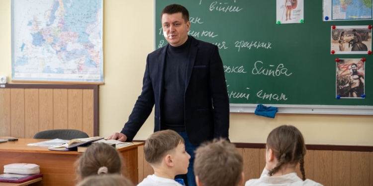 Урок мужності та вдячності: у Тернополі вшанували пам’ять Михайла Бачевича