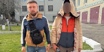 Пограбував ювелірний магазин