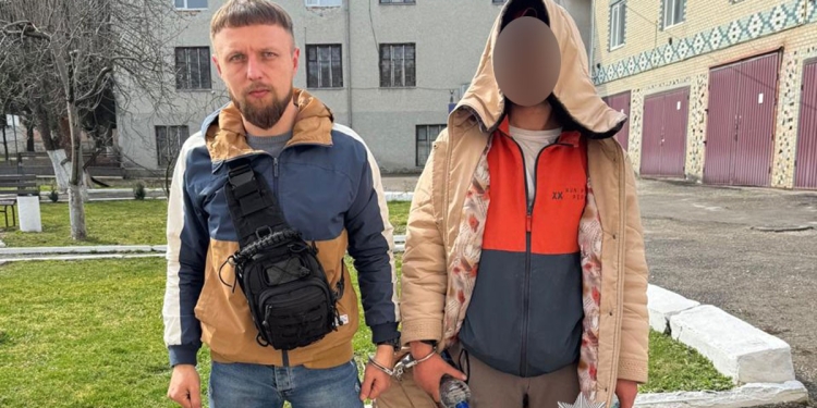 Пограбував ювелірний магазин