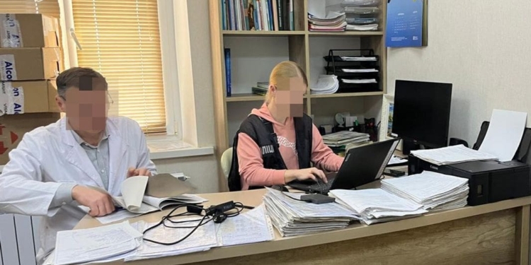 Гроші «пішли» повз пацієнта: Офіс Генпрокурора викрив схему на 108 мільйонів