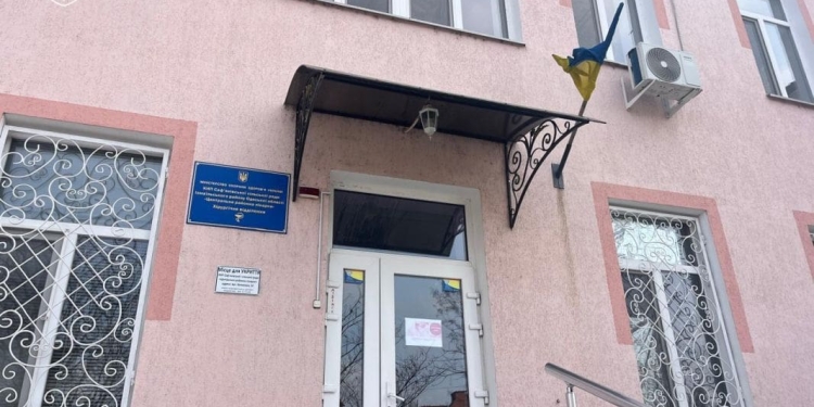 Гроші «пішли» повз пацієнта: Офіс Генпрокурора викрив схему на 108 мільйонів