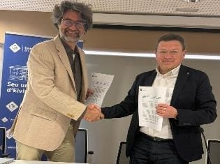 розширює межі міжнародної співпраці