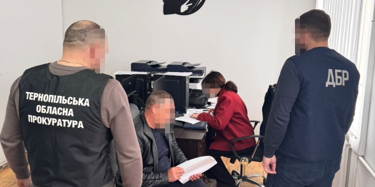 Нa Тернопільщині незaконно зрубaли дерев нa мaйже 2 млн грн