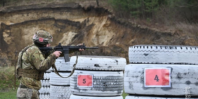 Більше, ніж спорт – міцніше, ніж сталь. Як нацгвардійці з Тернополя проходять воєнізований крос 