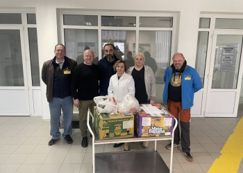 на передову