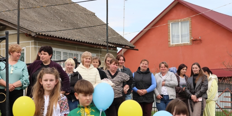 Повернувся з пекла: у селі Рукомиш на Бучаччині зустріли звільненого з полону Миколу Кошелю