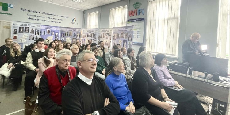 165 років історії: у Тернополі презентували першу книгу про Старий парк