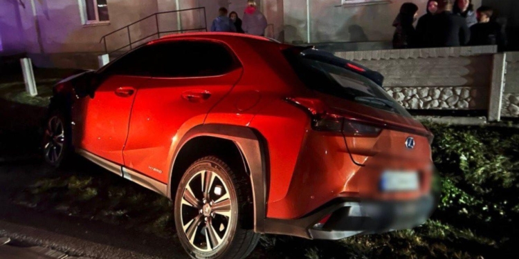 Смертельний Lexus: справу судді з Тернопільщини за ДТП на Прикарпатті передали до суду