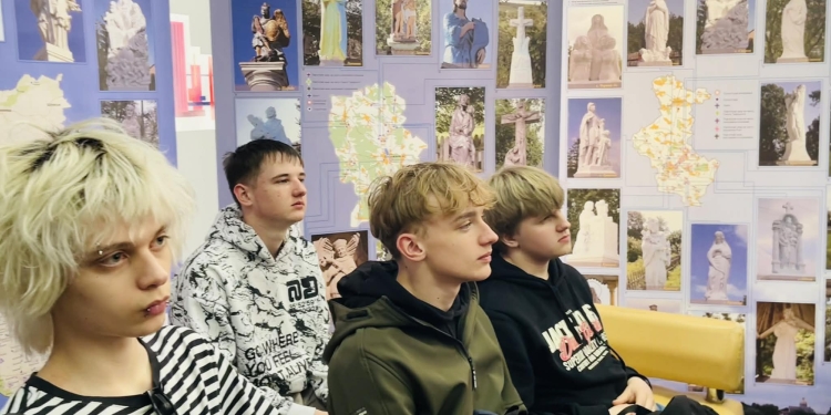 165 років історії: у Тернополі презентували першу книгу про Старий парк