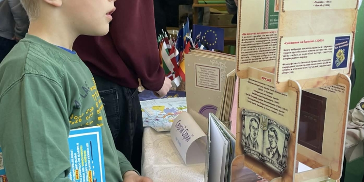 Свято книги та творчості: у Тернополі стартував фестиваль «ЧИТАЄМО в 10-ій» (Відео)