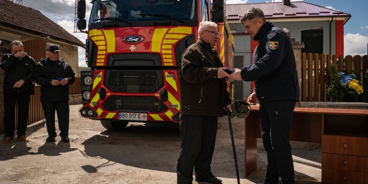 У Теребовлі відкрили пам’ятник героям Чорнобиля