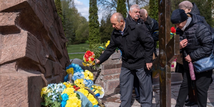 У Тернополі вшанували героїв, які зупинили атомну стихію