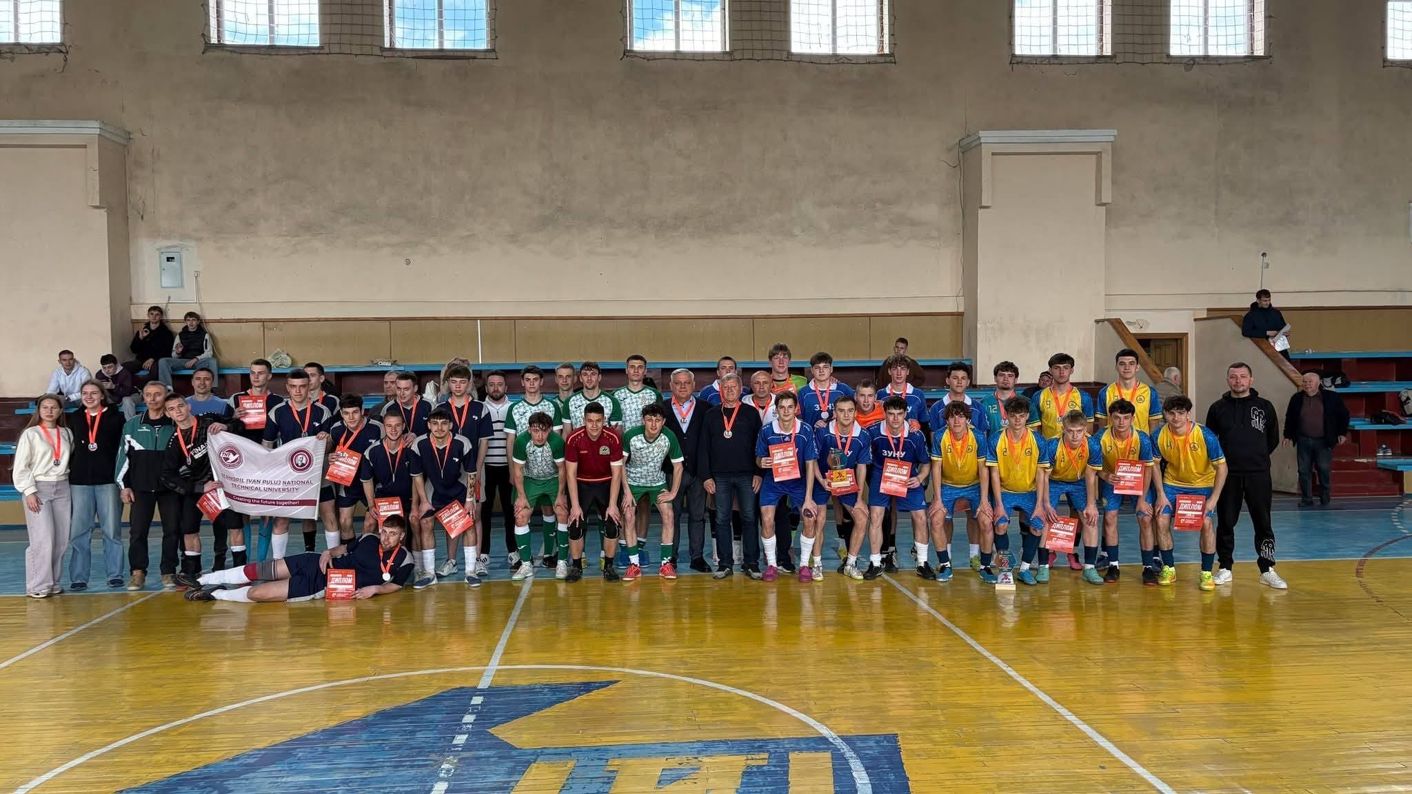 найсильніші студентські команди з футзалу