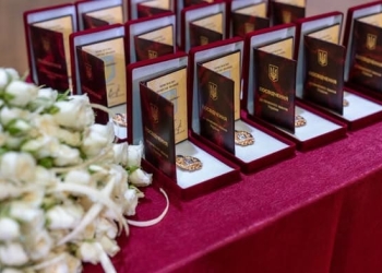 державні нагороди багатодітним матерям