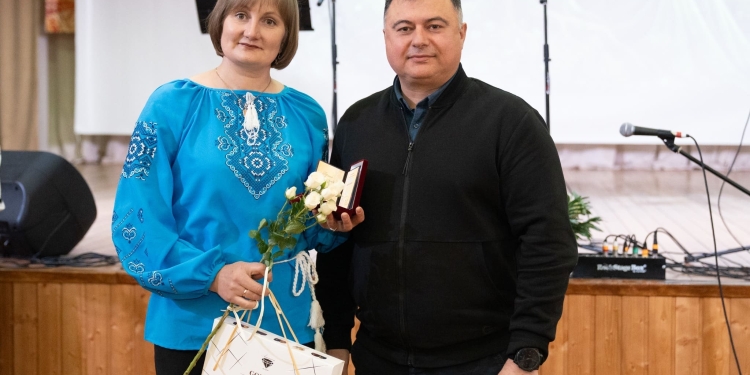 15 багатодітних матерів Чортківщини отримали державні нагороди