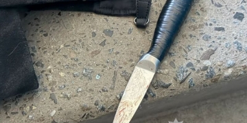 Жах у Тернополі: школярка встромила ніж в однокласницю