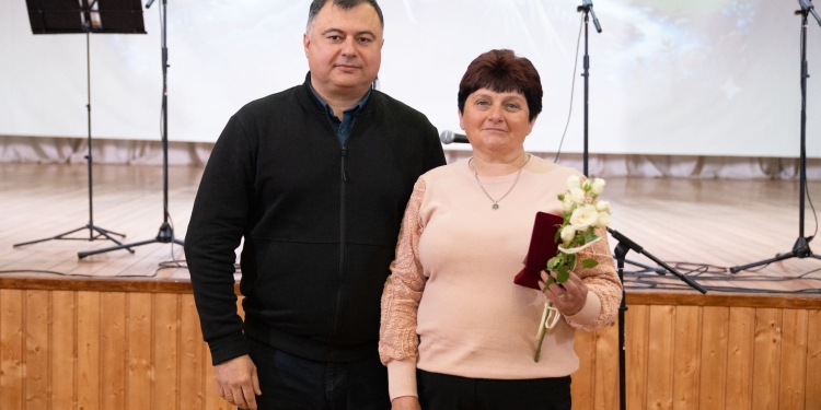 15 багатодітних матерів Чортківщини отримали державні нагороди