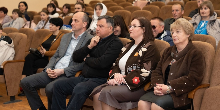 15 багатодітних матерів Чортківщини отримали державні нагороди