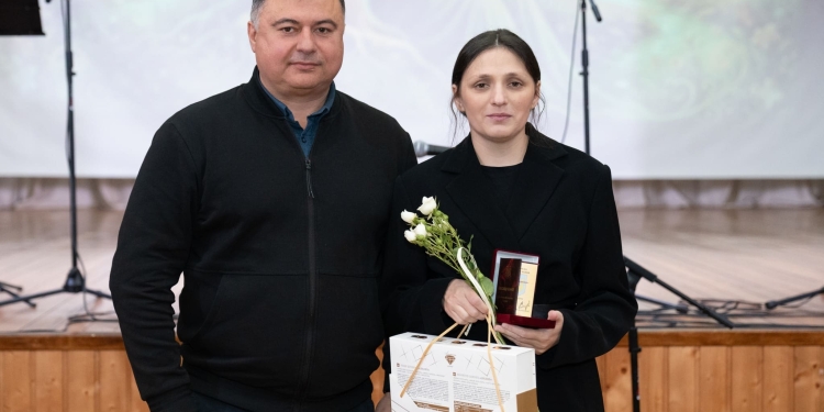 15 багатодітних матерів Чортківщини отримали державні нагороди