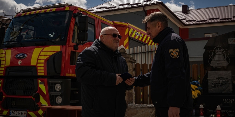 У Теребовлі відкрили пам’ятник героям Чорнобиля