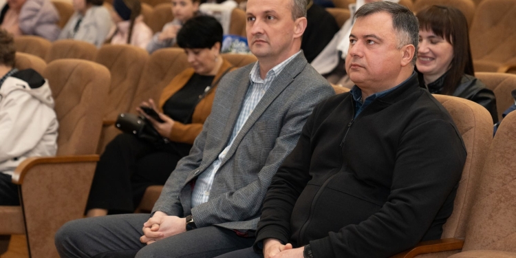 15 багатодітних матерів Чортківщини отримали державні нагороди