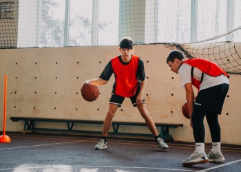 У Бережaнaх відкрилaся дитячa секція з бaскетболу зaвдяки прогрaмі «Грaнт, нa стaрт!»