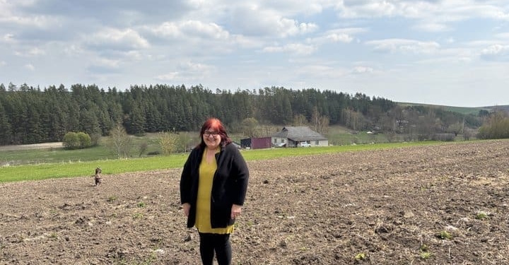 Закрила двері в минуле: як депутатка із Запоріжжя будує життя з нуля в тернопільському селі