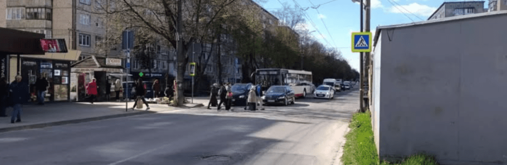 може зникнути один із пішохідних переходів